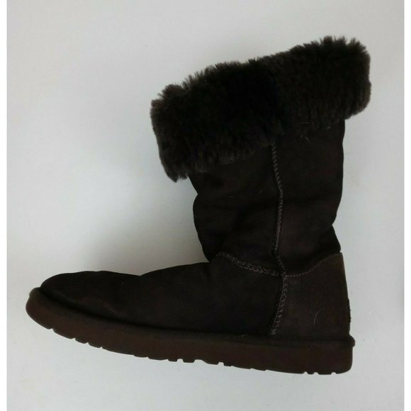 UGG Australia  Bailey Chocolate Brown Boots 3 Side Buttons Womens Size 7 - Picture 3 of 10